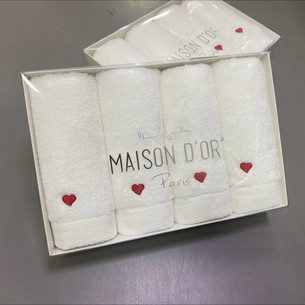 Подарочный набор полотенец-салфеток 30х50(4) Maison Dor SOFT HEARTS хлопковая махра красный