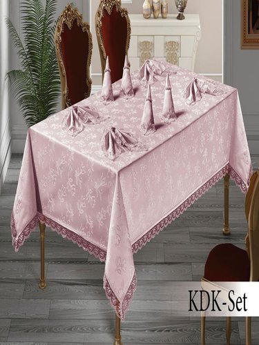 Скатерть прямоугольная с салфетками, кольцами DO&CO KDK SET жаккард пудровый 160х220, фото, фотография