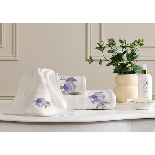 Подарочный набор полотенец для ванной 30х50, 50х100, 75х150 + спрей Tivolyo Home SOFFIE BRODERY хлопковая махра лиловый, фото, фотография