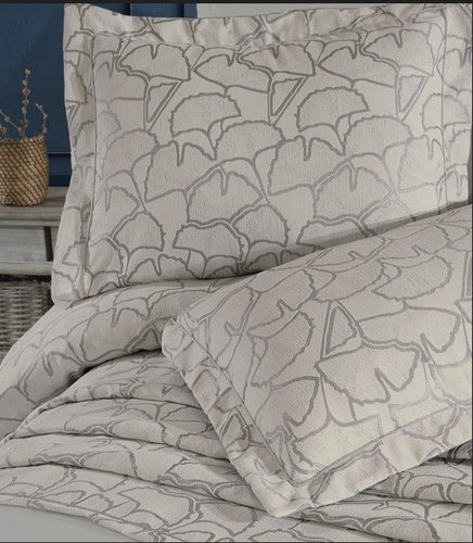 Покрывало гобеленовое DO&CO BERGOMA жаккард полиэстер бежевый 240х260, фото, фотография