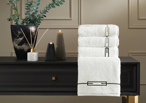 Подарочный набор полотенец для ванной 2 пр. Tivolyo Home CHANEL хлопковая махра кремовый+чёрный, фото, фотография