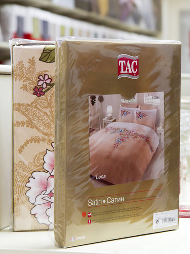 Постельное белье TAC SATIN CLARINDA белый+жёлтый 1,5 спальный, фото, фотография