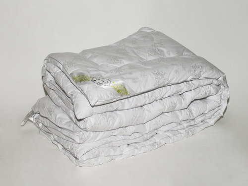 Одеяло Cleo ПРЕМИУМ лебединый пух + тик 143х205 300 г/м², фото, фотография