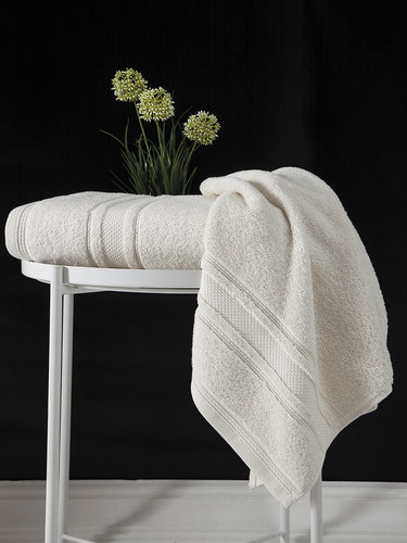 Полотенце для ванной Karna SERRA хлопковая махра кремовый 70х140, фото, фотография
