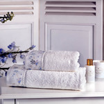 Подарочный набор полотенец для ванной 3 пр. + спрей Tivolyo Home IRIS хлопковая махра кремовый, фото, фотография