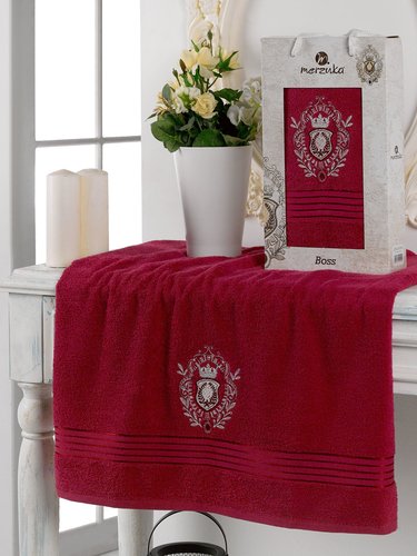 Полотенце для ванной в подарочной упаковке Merzuka BOSS хлопковая махра бордовый 70х130, фото, фотография