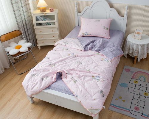 Детское постельное белье без пододеяльника с одеялом Sofi De Marko ЗАЙЧАТА хлопковый сатин розовый 1,5 спальный, фото, фотография