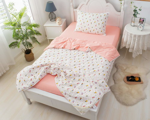 Детское постельное белье без пододеяльника с одеялом Sofi De Marko ЗВЕРУШКИ хлопковый сатин мини 1,5 спальный, фото, фотография