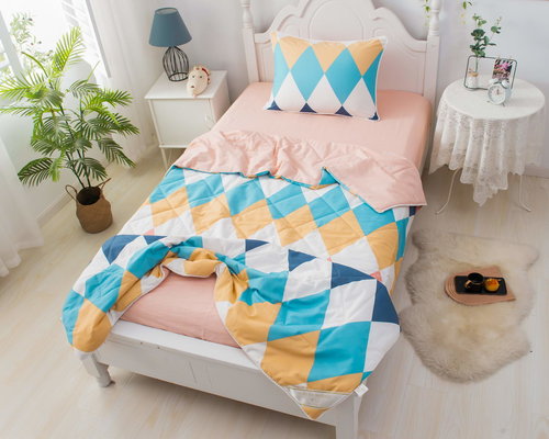 Детское постельное белье без пододеяльника с одеялом Sofi De Marko РОМБИКИ хлопковый сатин цветной 1,5 спальный, фото, фотография